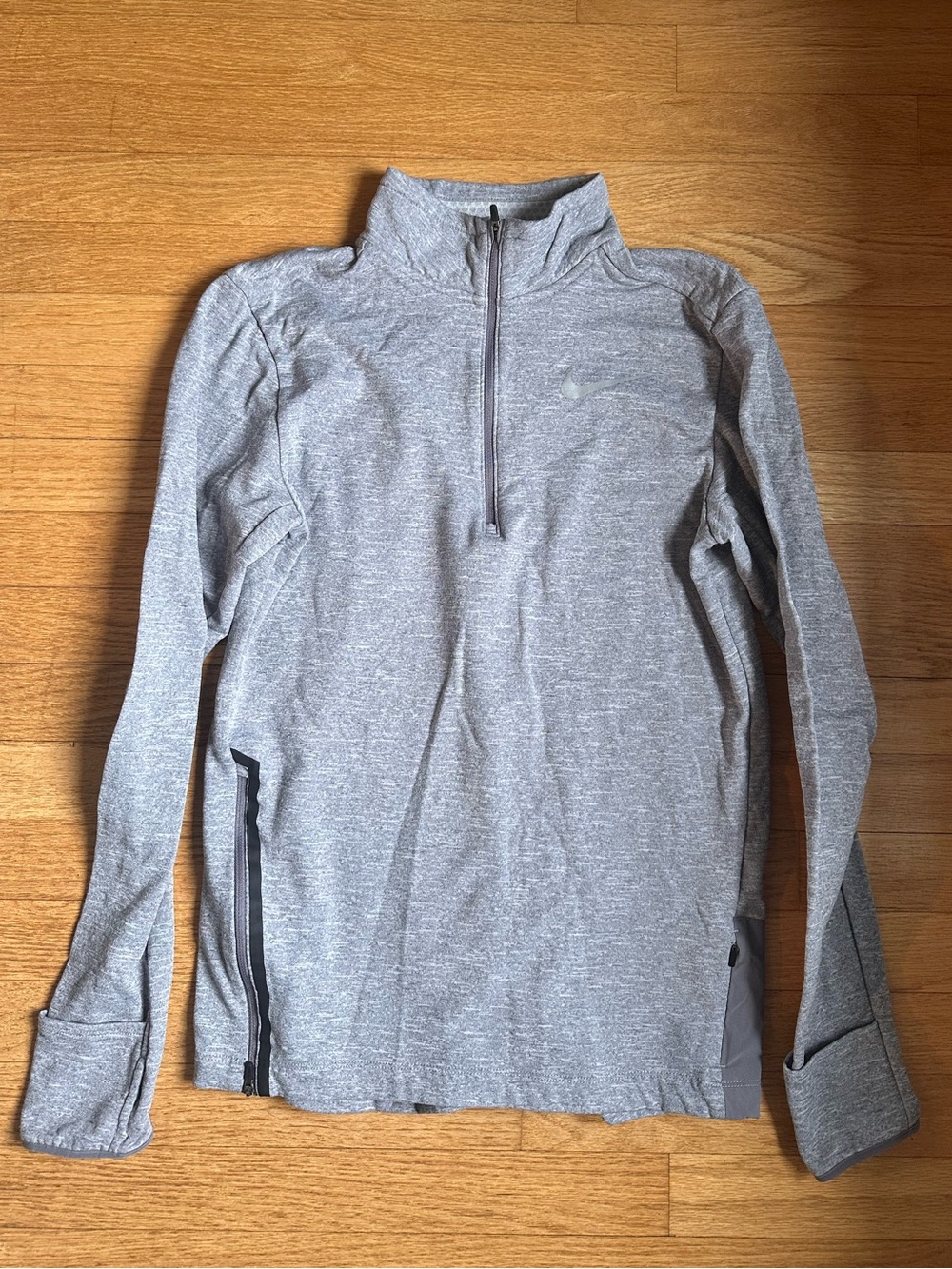 Nike Light Gray Running Quarter-Zip Pullover. Nike Running Size Men’s Small